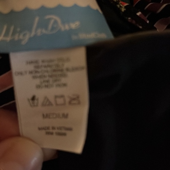 High dive Bathing suit taps - Picture 5 of 5